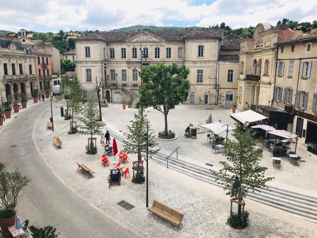 Appartement En Plein Centre Ville Apt Luaran gambar