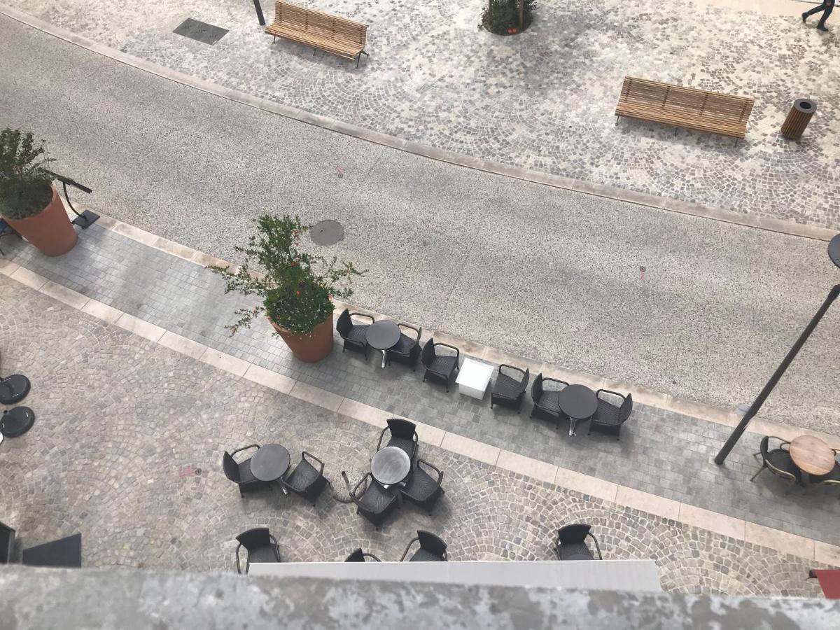 Appartement En Plein Centre Ville Apt Luaran gambar