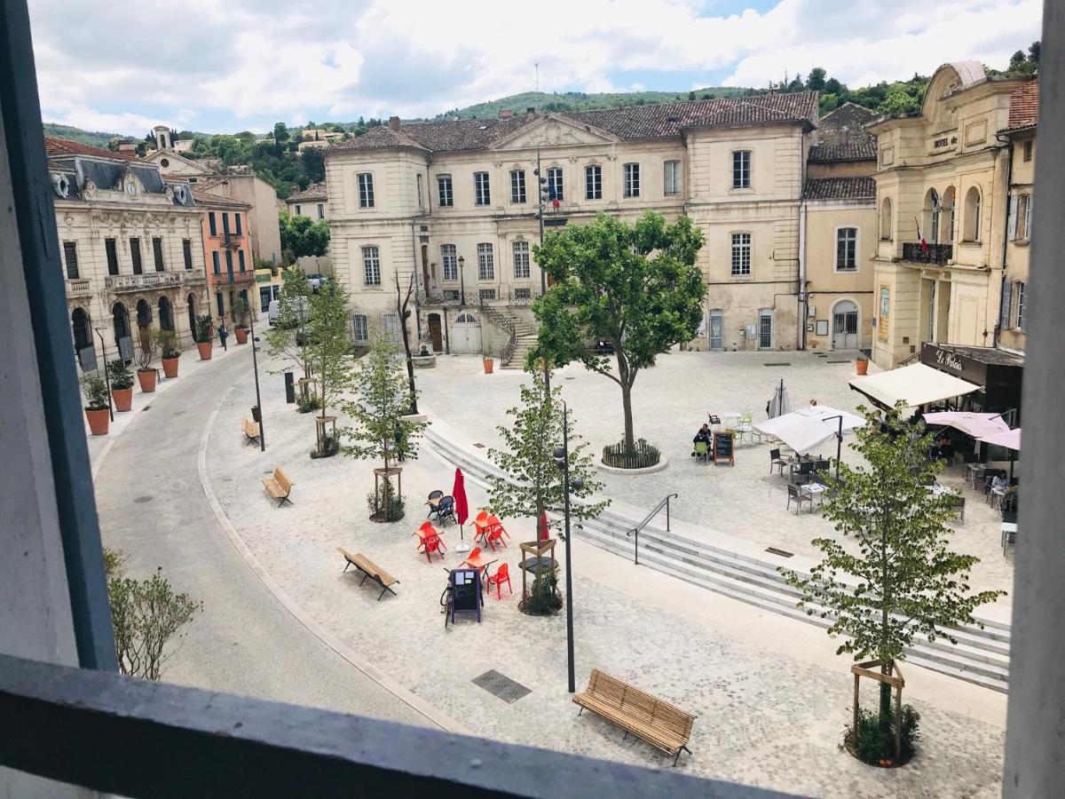 Appartement En Plein Centre Ville Apt Luaran gambar